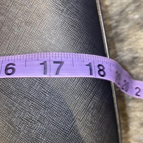 Guess black large saffiano leather tote - Picture 11 of 17